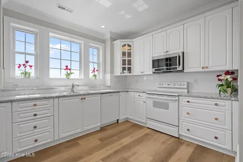 42 Sailview Drive North Topsail Beach NC 28460