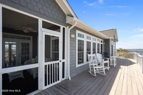 42 Sailview Drive North Topsail Beach NC 28460