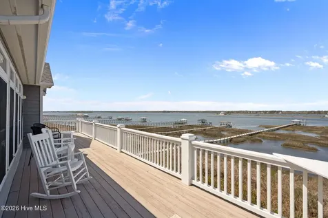 42 Sailview Drive North Topsail Beach NC 28460