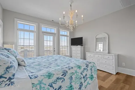 42 Sailview Drive North Topsail Beach NC 28460