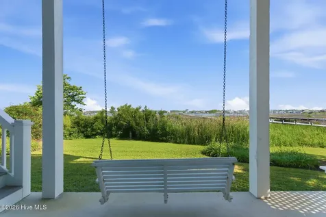 42 Sailview Drive North Topsail Beach NC 28460