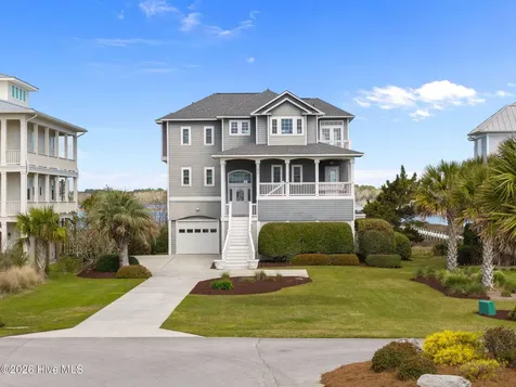 42 Sailview Drive North Topsail Beach NC 28460