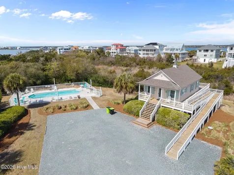 42 Sailview Drive North Topsail Beach NC 28460