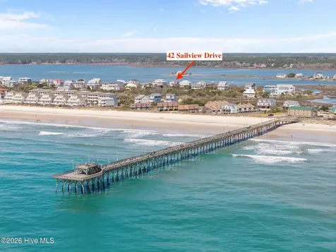 42 Sailview Drive North Topsail Beach NC 28460