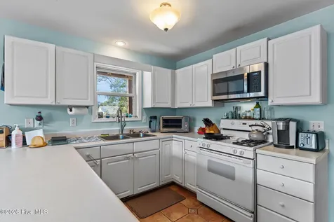 217 NE 61st Street Oak Island NC 28465
