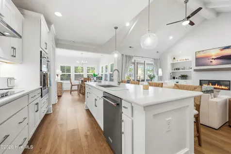1064 Mayfair Way SW Sunset Beach NC 28468