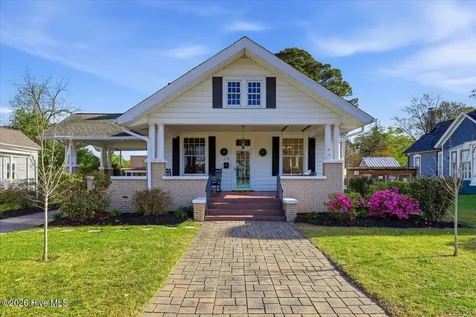 129 E Railroad Street La Grange NC 28551