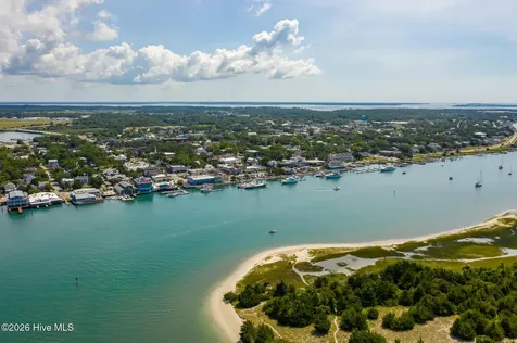 805 Mulberry Street Beaufort NC 28516