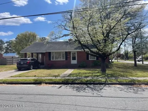 406 W Daniels Street Kinston NC 28501
