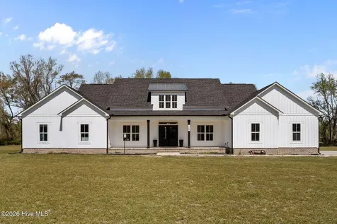 127 Louise Lane Richlands NC 28574