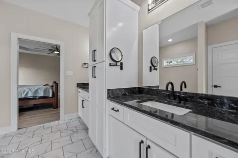 127 Louise Lane Richlands NC 28574