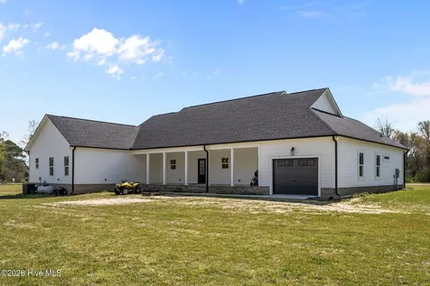127 Louise Lane Richlands NC 28574