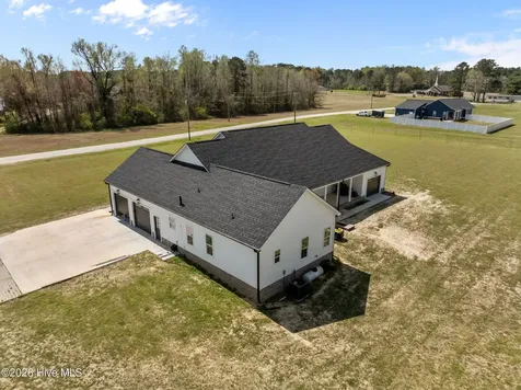 127 Louise Lane Richlands NC 28574