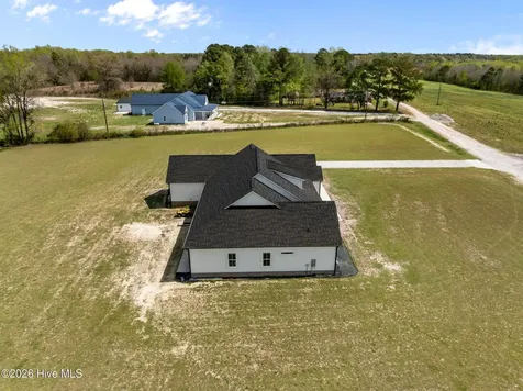 127 Louise Lane Richlands NC 28574