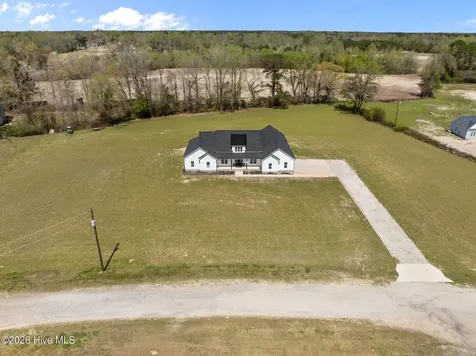127 Louise Lane Richlands NC 28574