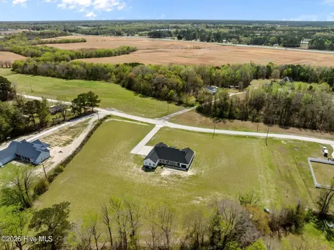 127 Louise Lane Richlands NC 28574