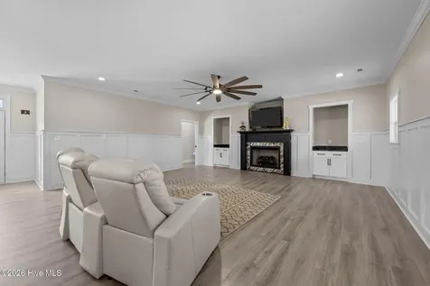 127 Louise Lane Richlands NC 28574