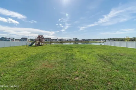 300 Farmstead Loop Moyock NC 27958