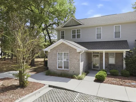 5611 Juneberry Court Wilmington NC 28403