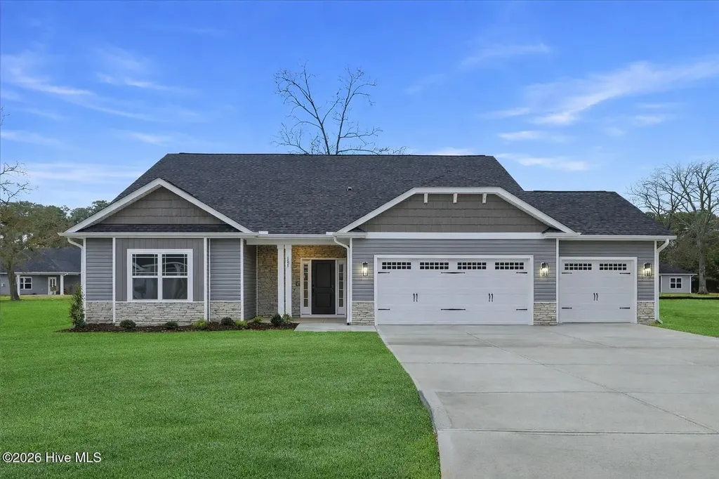107 Manchester Court La Grange NC 28551