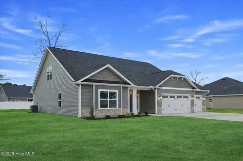 107 Manchester Court La Grange NC 28551