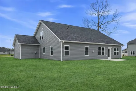 107 Manchester Court La Grange NC 28551