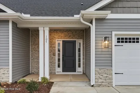 107 Manchester Court La Grange NC 28551