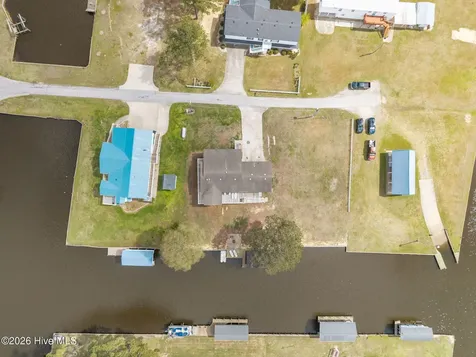46 Riverview Drive Chocowinity NC 27817