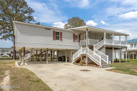 46 Riverview Drive Chocowinity NC 27817
