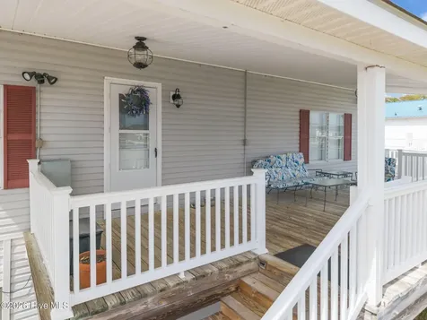 46 Riverview Drive Chocowinity NC 27817