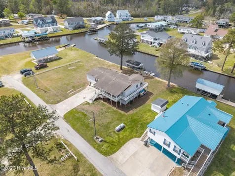 46 Riverview Drive Chocowinity NC 27817