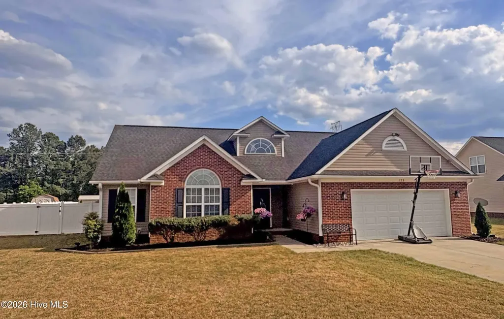 175 Sandspur Court Raeford NC 28376