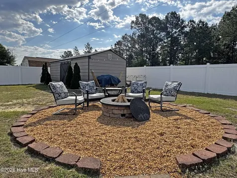 175 Sandspur Court Raeford NC 28376
