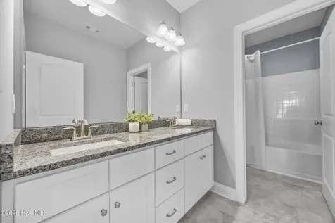 41 Angel Oaks Court Hampstead NC 28443