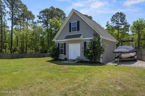 41 Angel Oaks Court Hampstead NC 28443