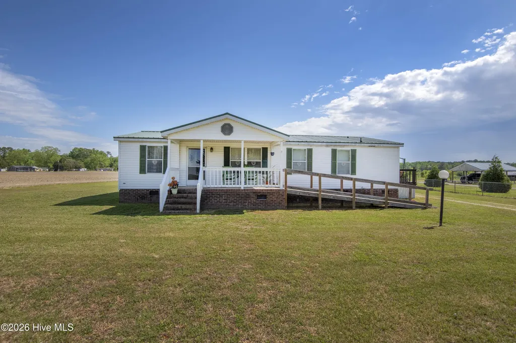 10278 Nc-33 Whitakers NC 27891