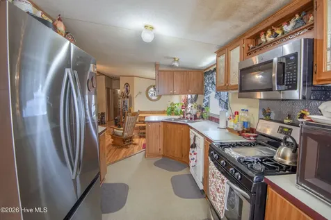 10278 Nc-33 Whitakers NC 27891