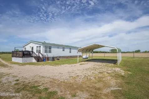 10278 Nc-33 Whitakers NC 27891