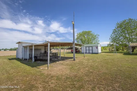10278 Nc-33 Whitakers NC 27891