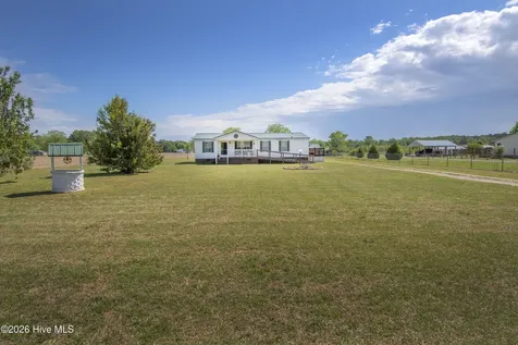 10278 Nc-33 Whitakers NC 27891