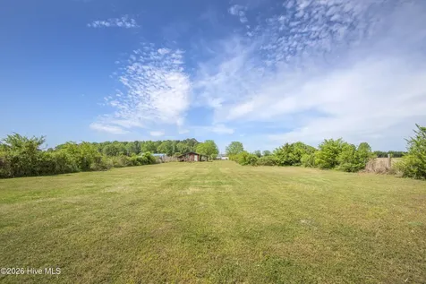 10278 Nc-33 Whitakers NC 27891