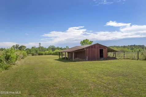 10278 Nc-33 Whitakers NC 27891