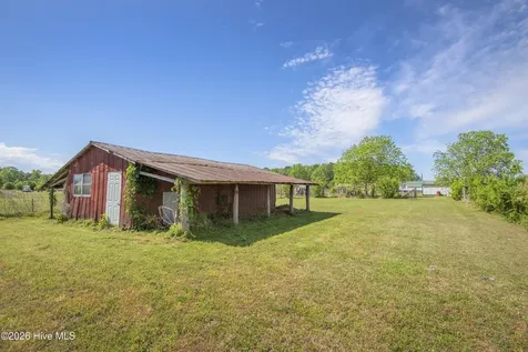 10278 Nc-33 Whitakers NC 27891