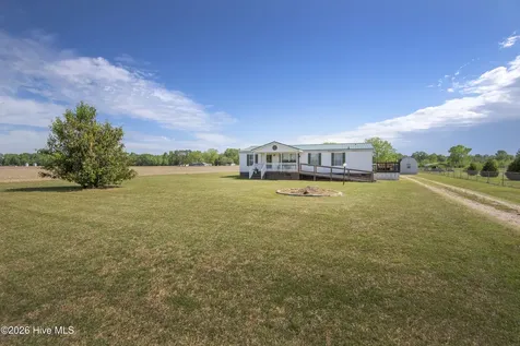 10278 Nc-33 Whitakers NC 27891