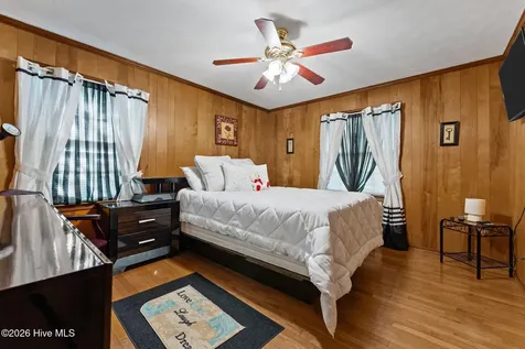 708 Frederick Avenue Laurinburg NC 28352