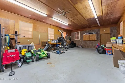 708 Frederick Avenue Laurinburg NC 28352