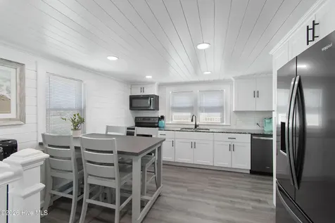 226 Ocean Boulevard E Holden Beach NC 28462