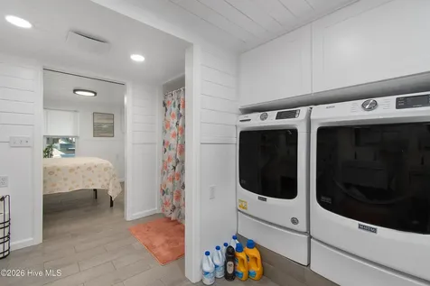 226 Ocean Boulevard E Holden Beach NC 28462