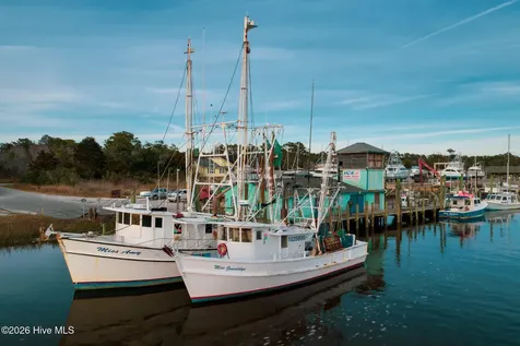 226 Ocean Boulevard E Holden Beach NC 28462