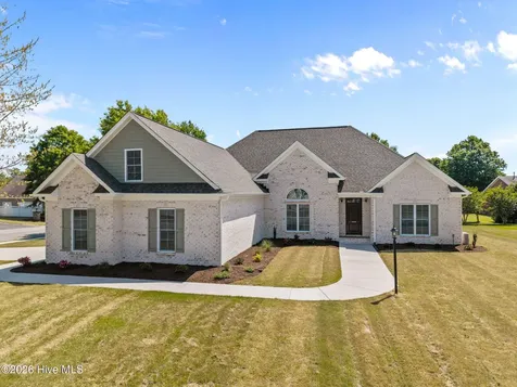 404 Donald Drive Winterville NC 28590